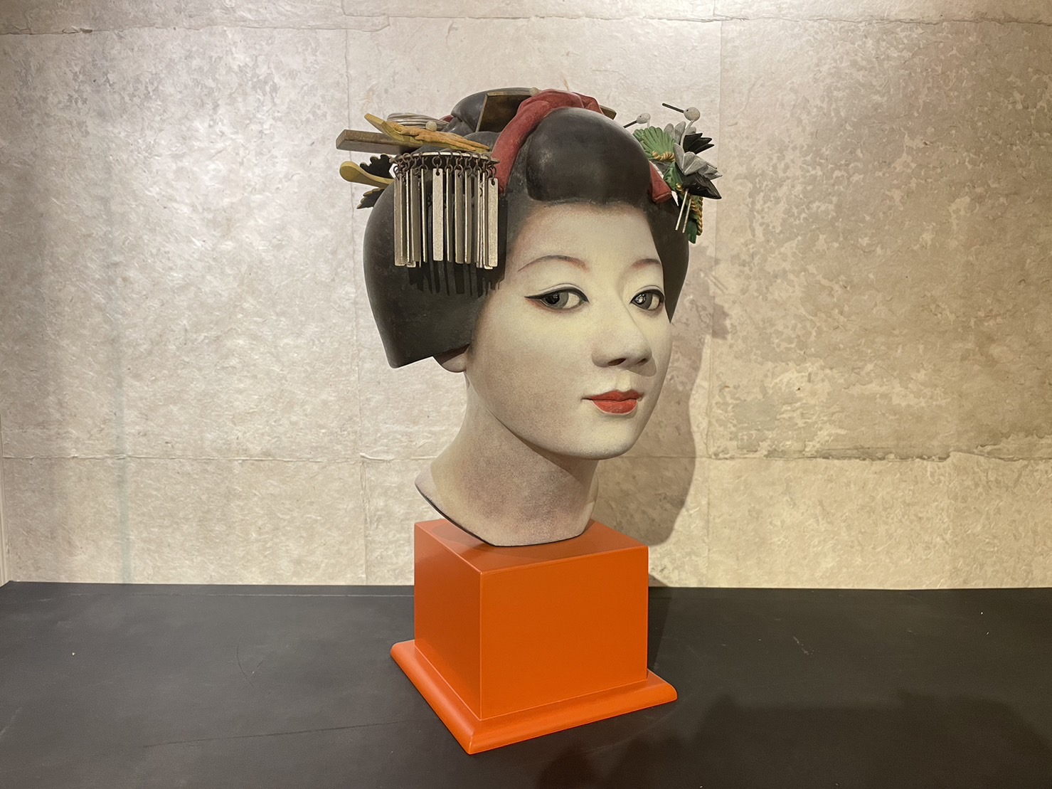 ただいま開催中 【籔内佐斗司作品展】~ YSギャラリー